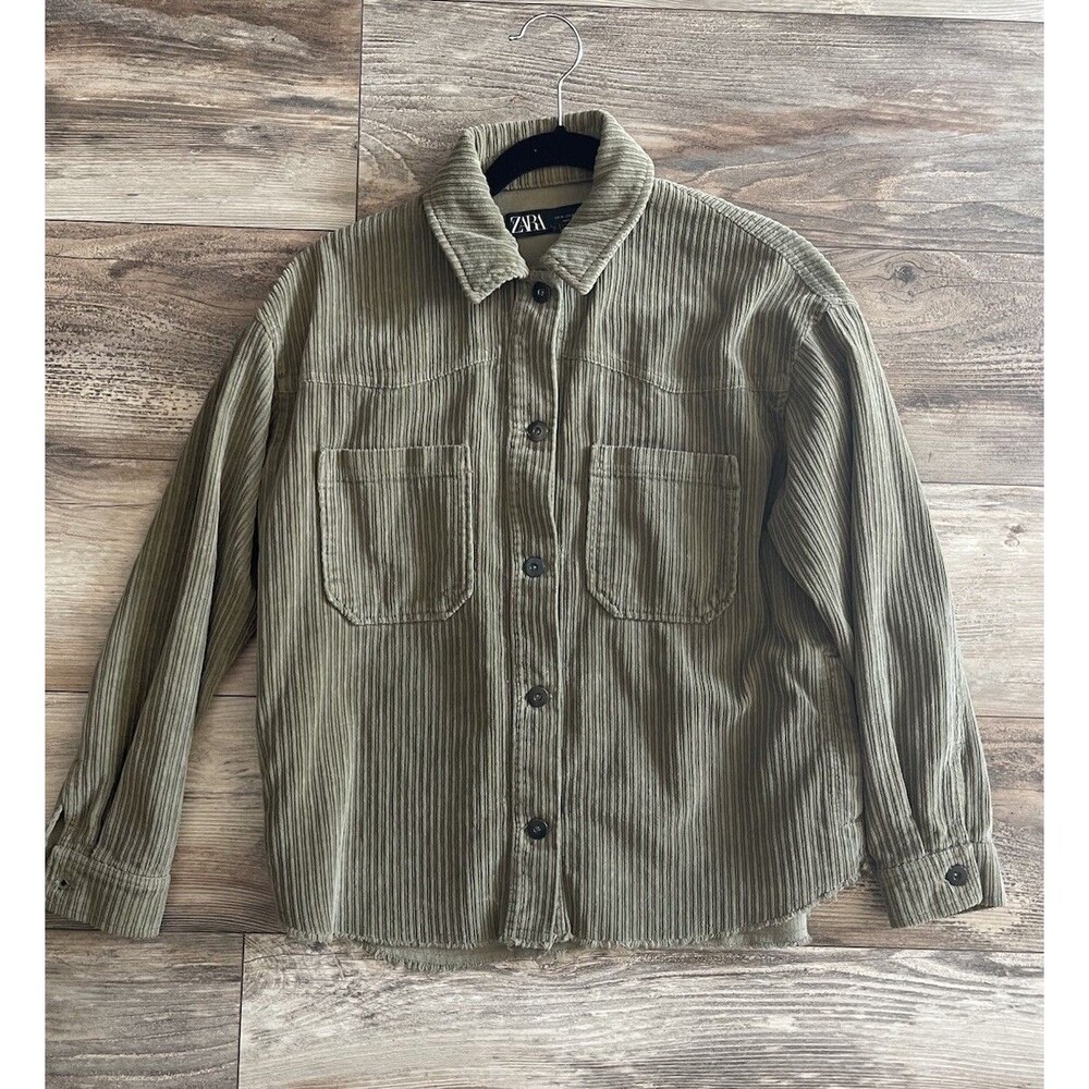 ZARA Women's Sage Green Cotton Size XS Relaxed Fit Button-Up Shirt Long Sleeve